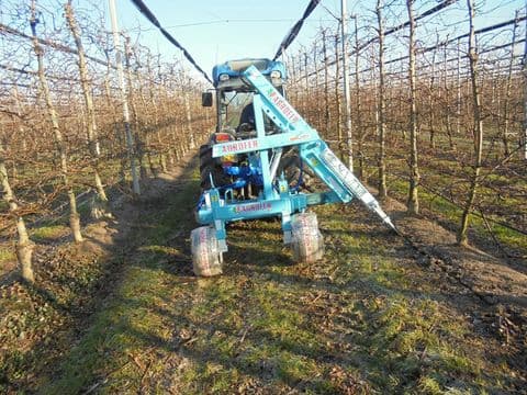 Sonstige Agrofer Wurzelschneider — Obstbau