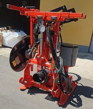 Olmi Laubbläser 400R — Weinbau