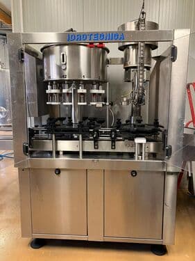 Sonstige Füllanlage Idrotecnica 12-stellig — Weinbau
